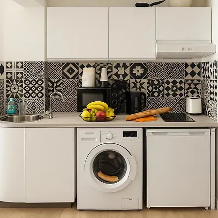 Pere Lachaise - Montmartre Centre *